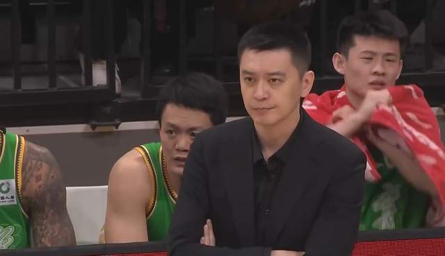 九游娱乐-辽篮被黑马狂虐16分！杨鸣输得太憋屈了，新援7投1中堪称大水货